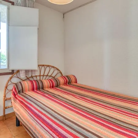 Appartement Nauticap - 423 - Vue Piscine - 5 Pers Agde