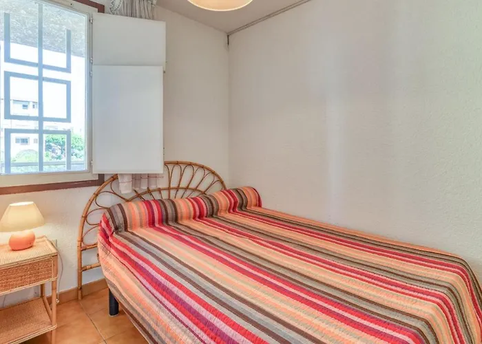 Apartman Nauticap - 423 - Vue Piscine - 5 Pers Agde